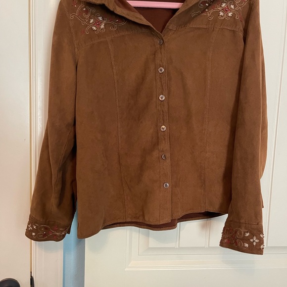 Erika Brown Soft Button down with Embroidered details size Large - Picture 8 of 8